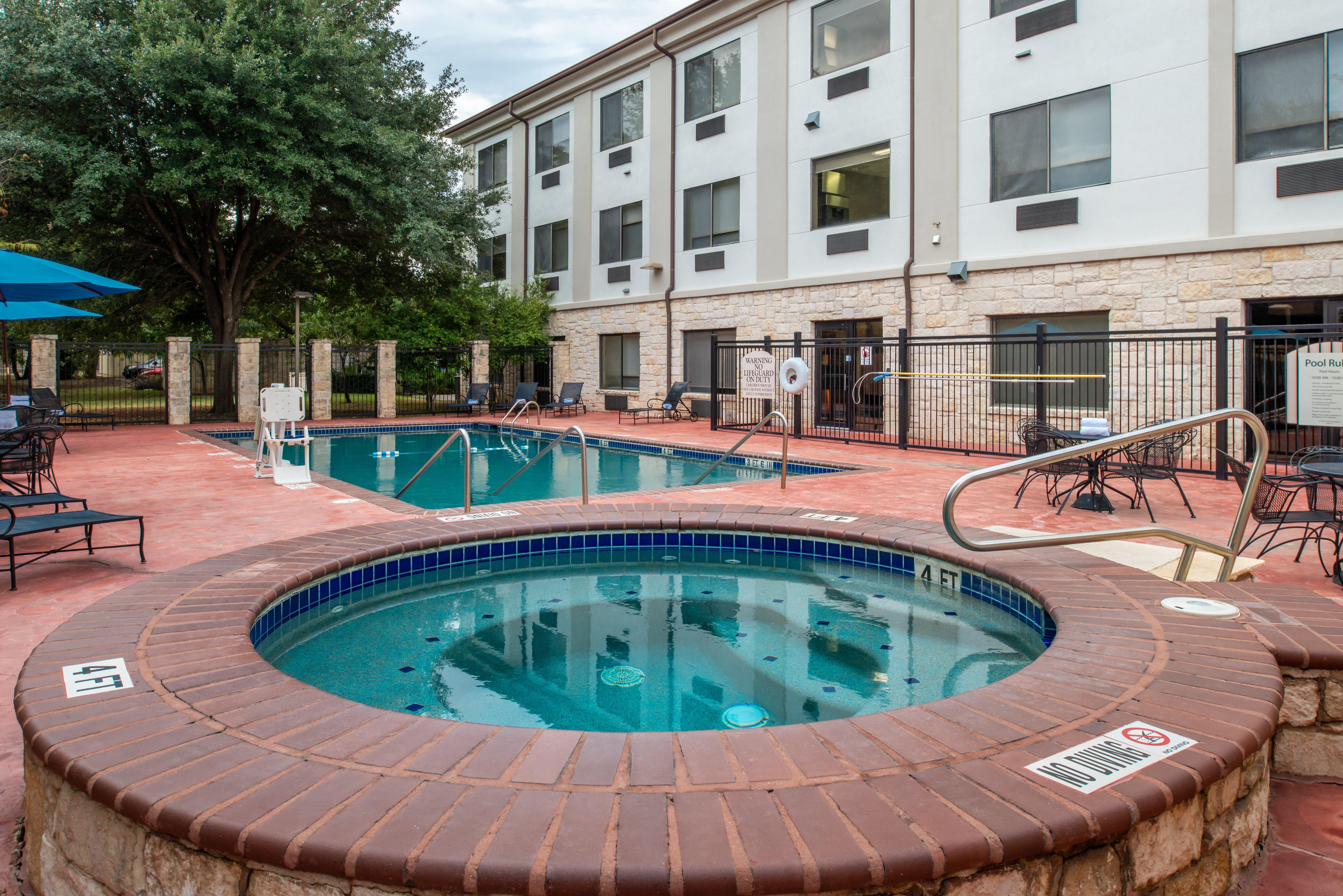 Holiday Inn Express & Suites Austin Nw - Lakeline By Ihg Exterior photo