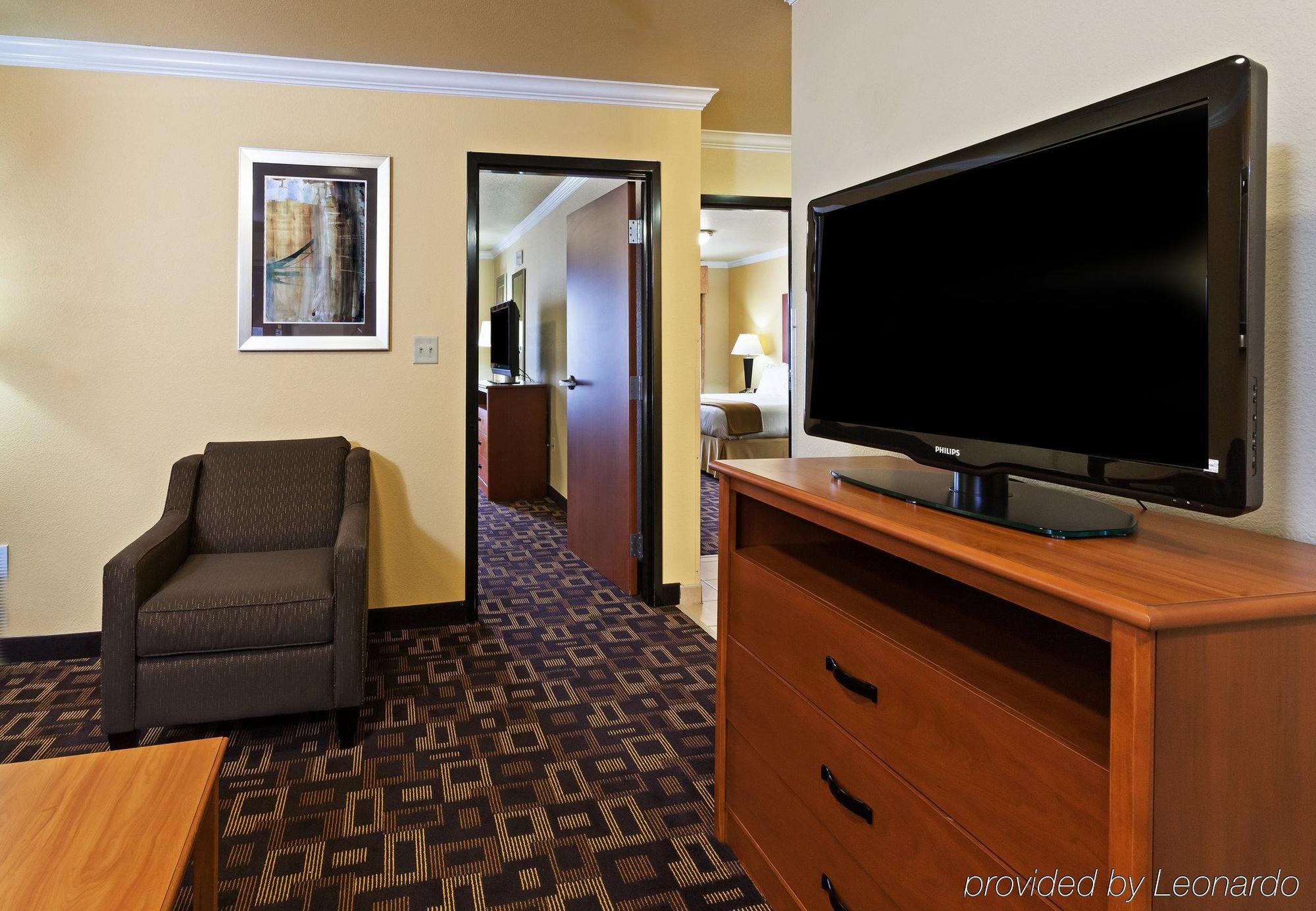 Holiday Inn Express & Suites Austin Nw - Lakeline By Ihg Exterior photo