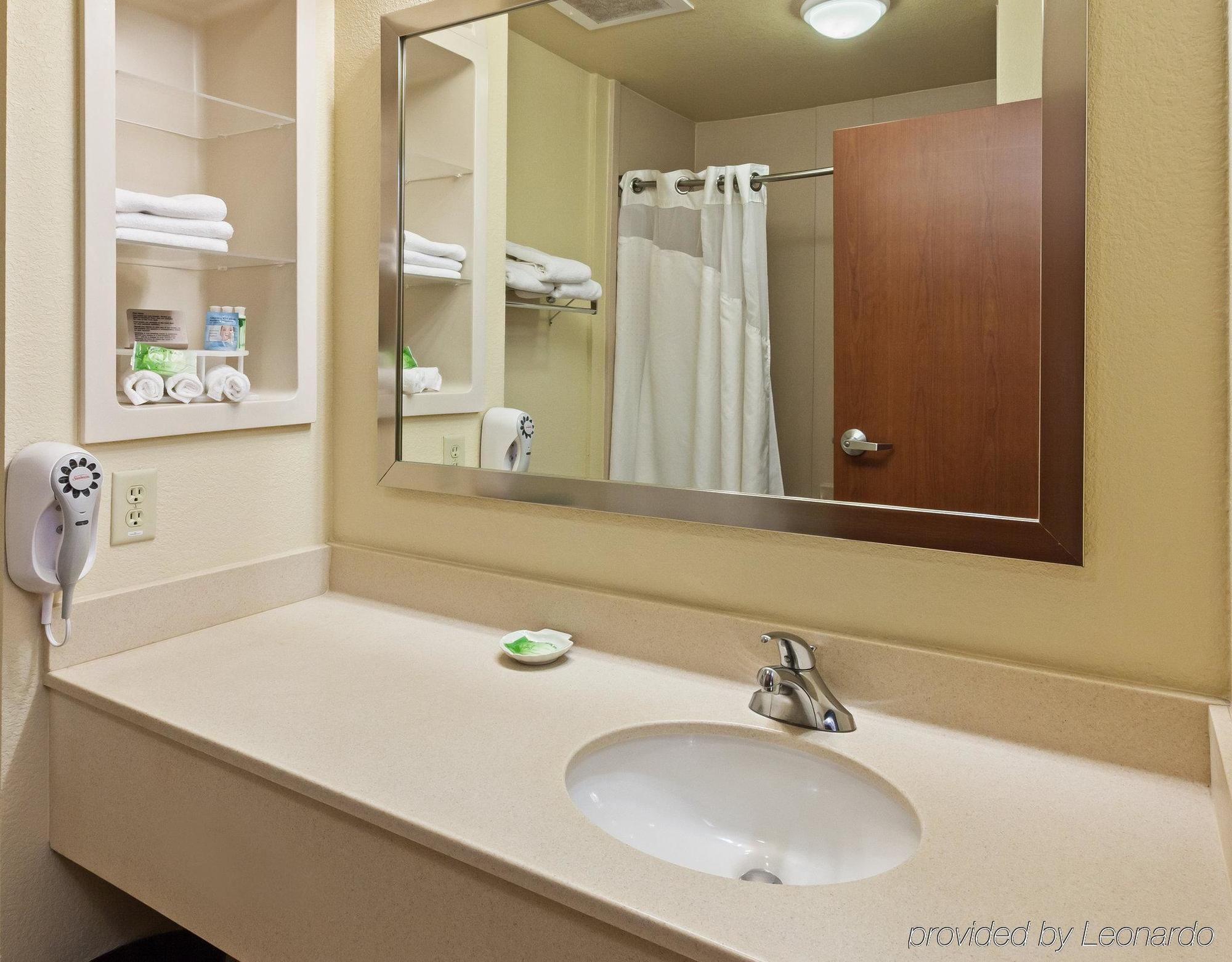 Holiday Inn Express & Suites Austin Nw - Lakeline By Ihg Exterior photo