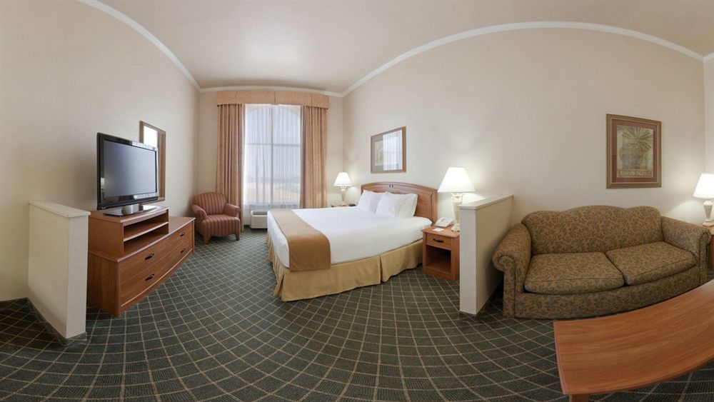 Holiday Inn Express & Suites Austin Nw - Lakeline By Ihg Exterior photo