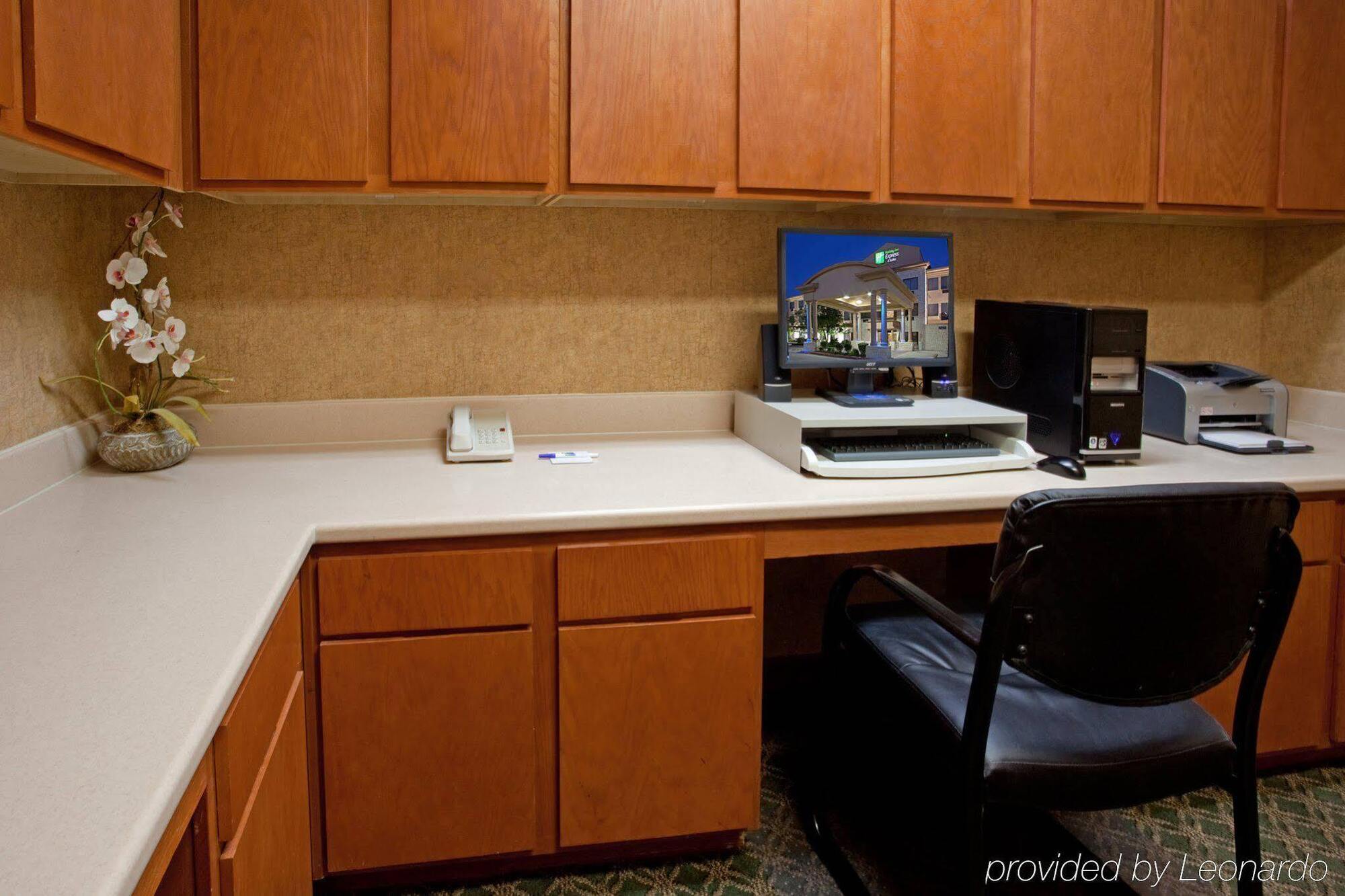 Holiday Inn Express & Suites Austin Nw - Lakeline By Ihg Exterior photo